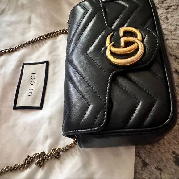 Gucci super mini marmont black bag - Picture 6 of 15